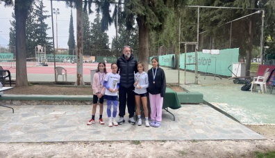 ΤΙΤΛΟΣ ΓΙΑ ΤΗΝ ΖΑΦΕΙΡΙΟΥ